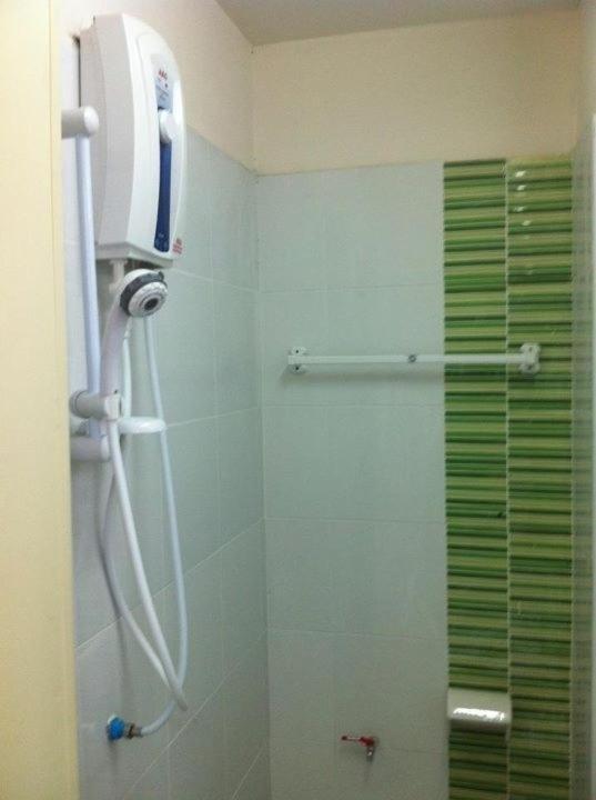 กรแก้ว แมนชั่น Hotel อุบลราชธานี ห้อง รูปภาพ