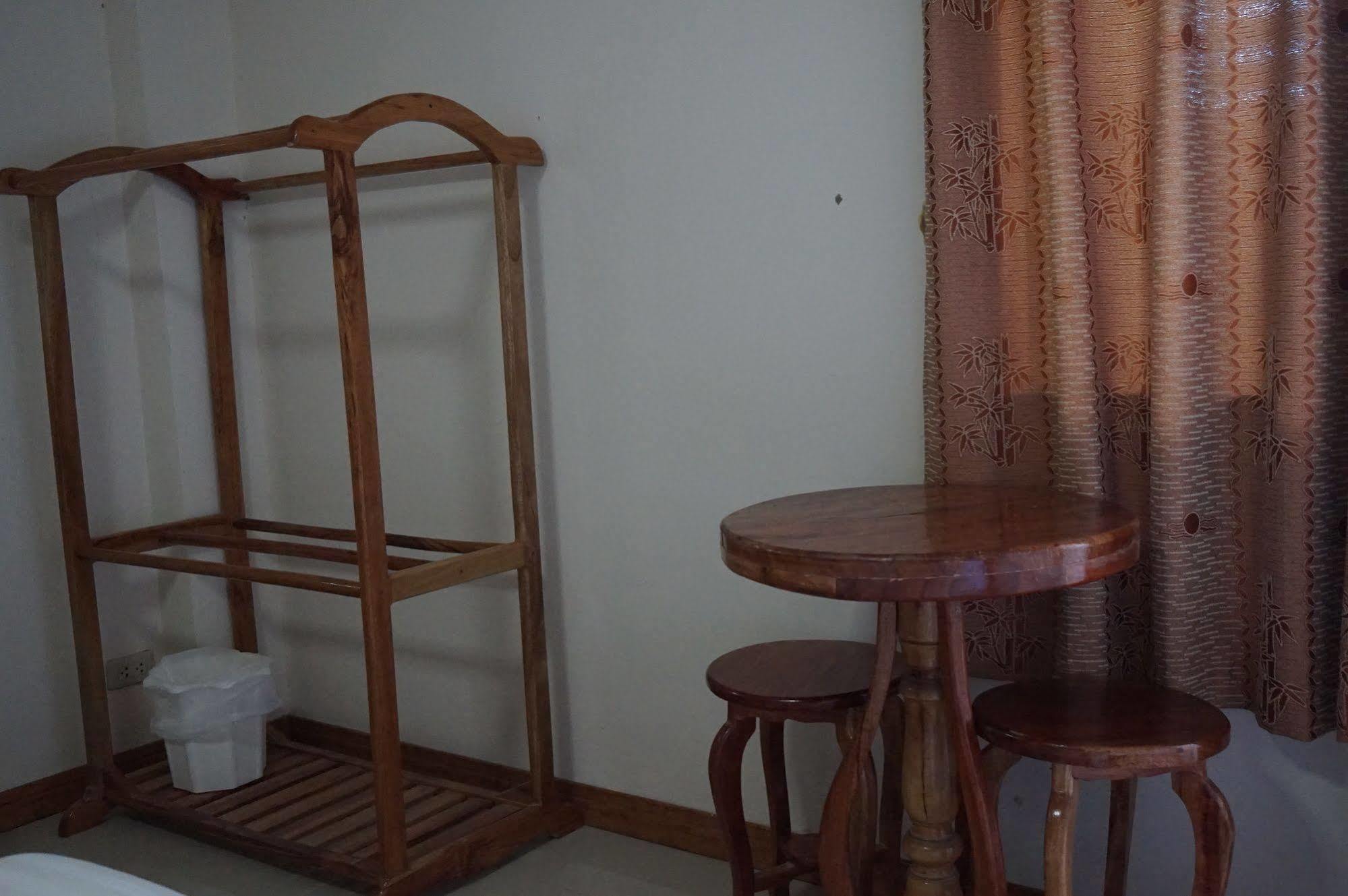 กรแก้ว แมนชั่น Hotel อุบลราชธานี ภายนอก รูปภาพ