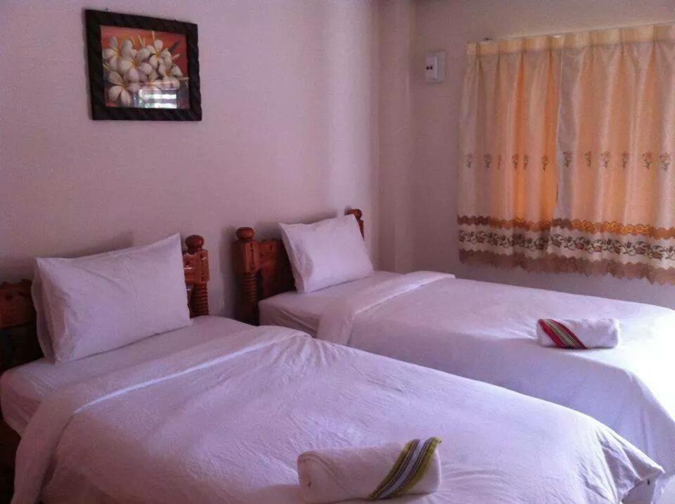 กรแก้ว แมนชั่น Hotel อุบลราชธานี ภายนอก รูปภาพ